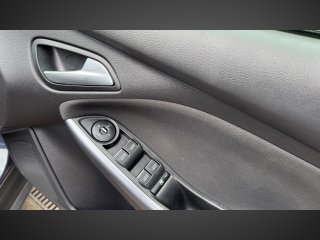/photos/9752/0504406a-2a91-7f42-973d-3a7a4fbbc00f_i320x240.jpg