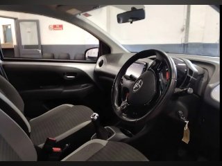/photos/9752/488b4fa4-c08f-24f8-413a-718a0a2b1ca3_i320x240.jpg
