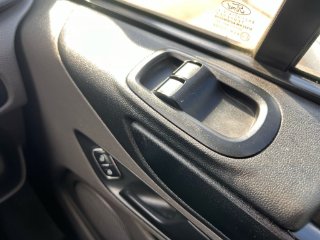 /photos/9752/7c6cf3e0-7754-9a2f-bee2-e34fc28af79f_i320x240.jpg
