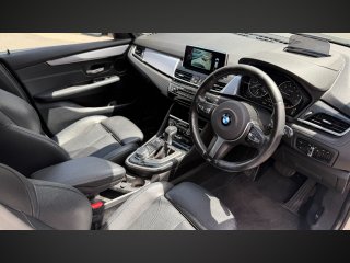 /photos/9752/83269905-b9c1-6d4c-a5e7-072978f31959_i320x240.jpg